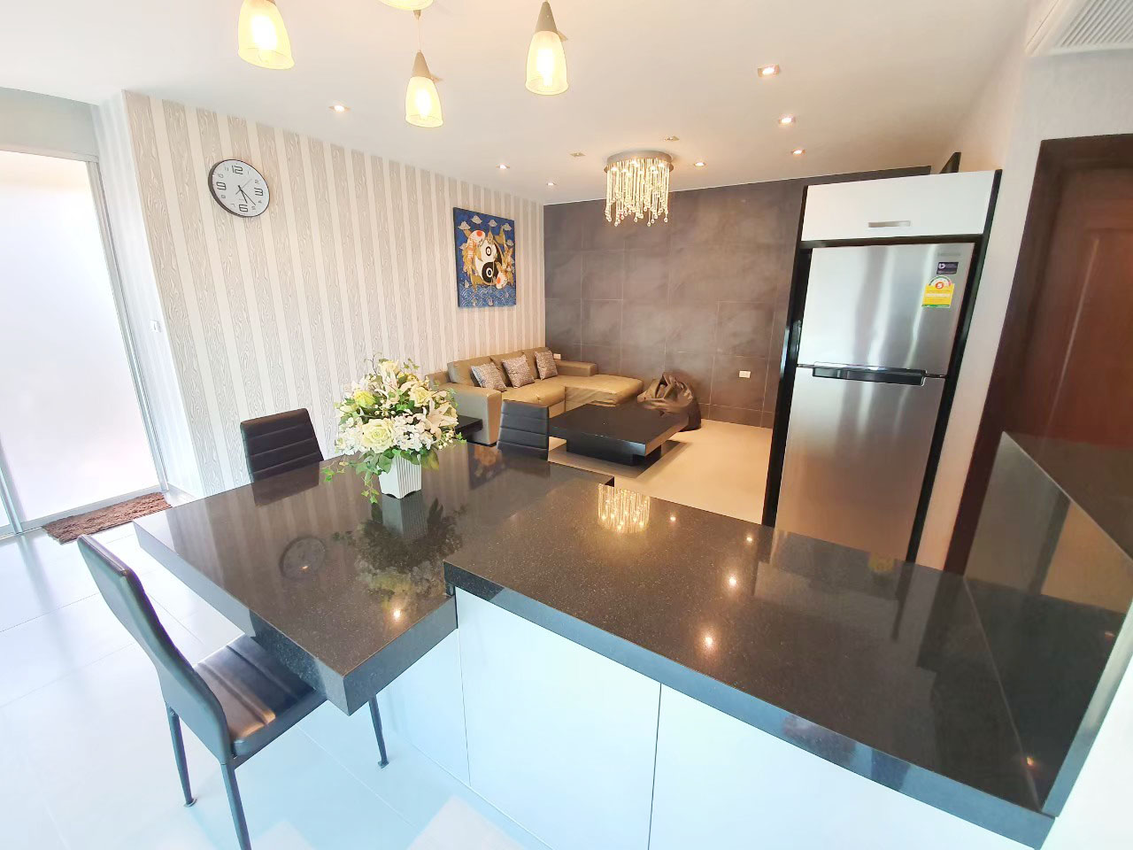 1 Bedroom Condo for Sale & Rent, Pattaya.