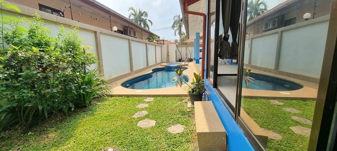 3 Bedroom Pool villa for Rent in Jomtien Pattaya.