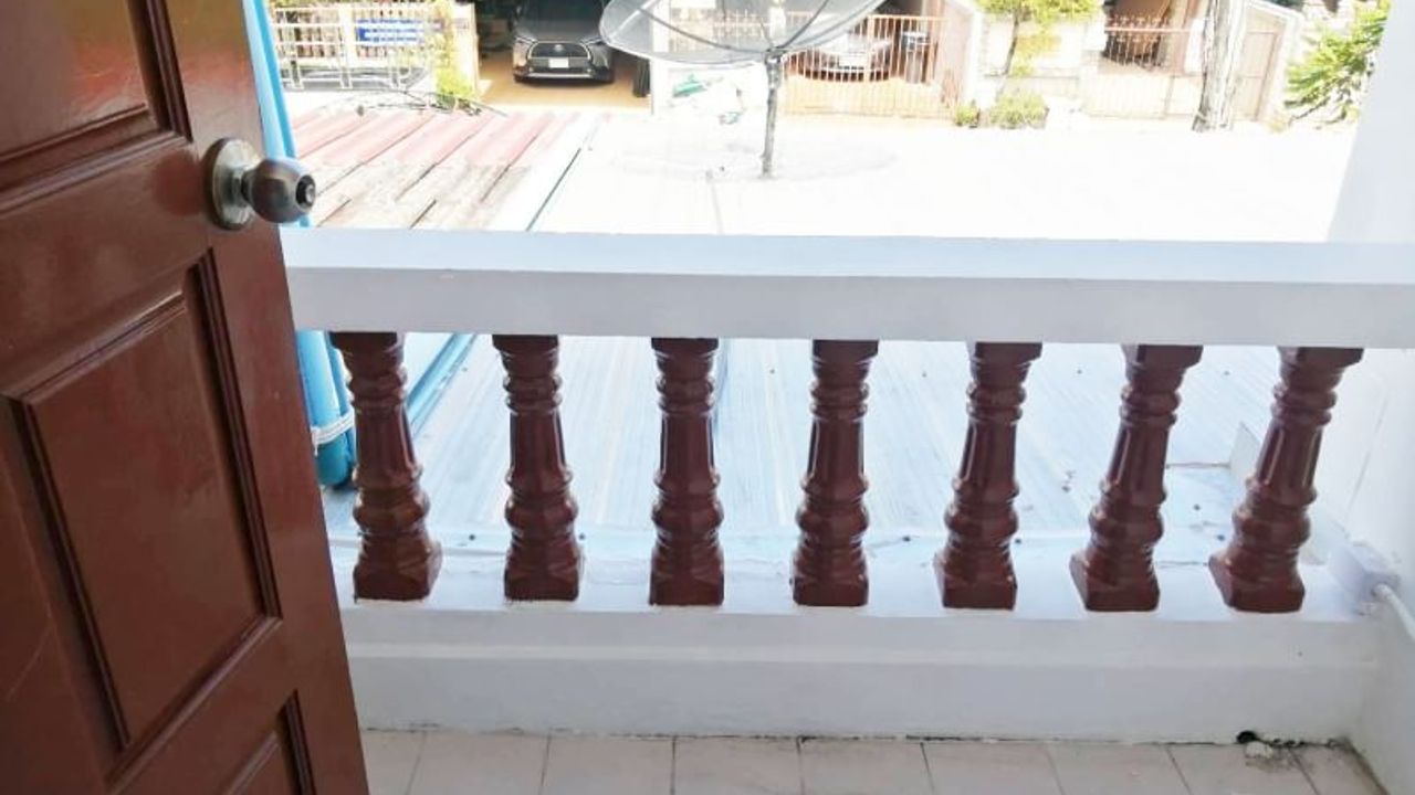 Hot Sale!! 2 Story Townhouse for Sale at South Pattaya