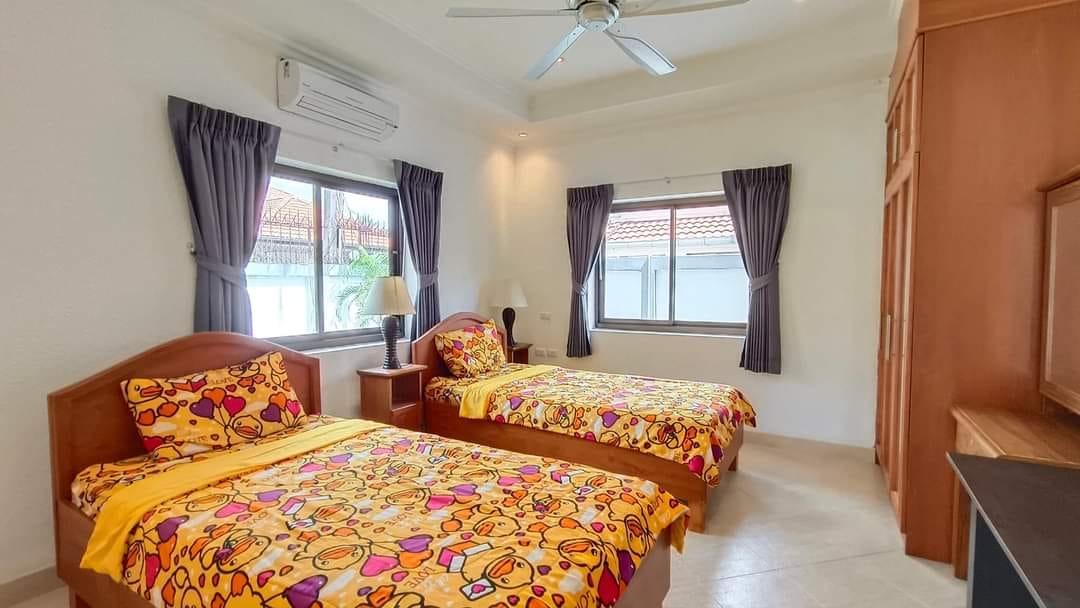 3 Bedroom House with  private pool For Rent at Jomtien, Pattaya