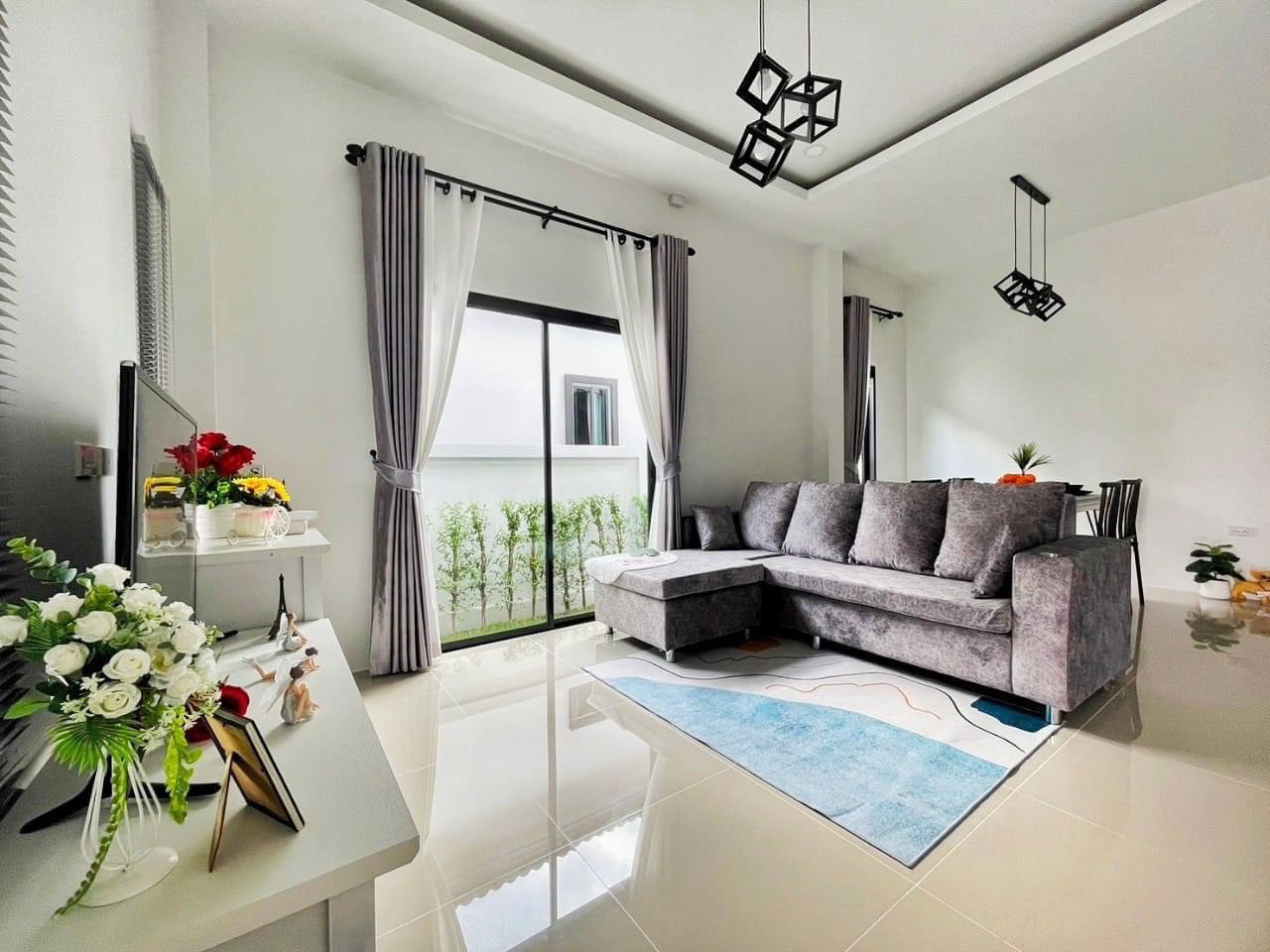 New Detached House with Modern Style in East Pattaya for Sale