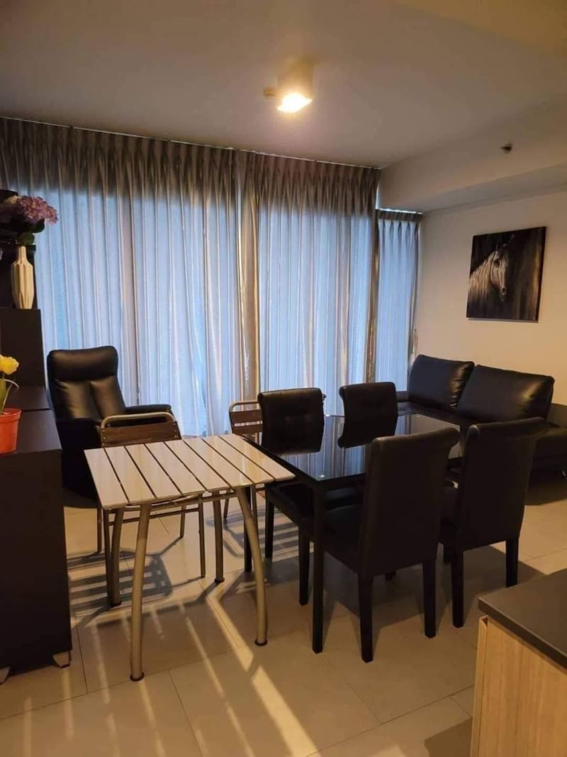 Beachfront 1 Bedroom Condo for Sale in Pattaya