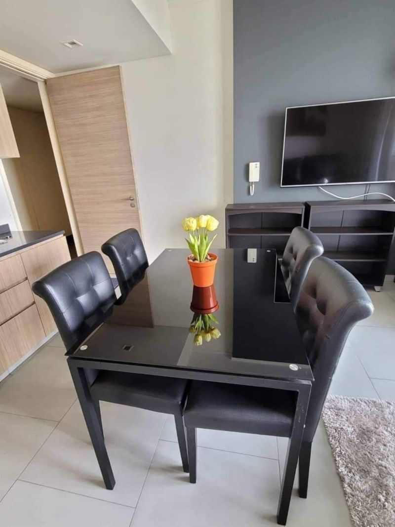 Beachfront 1 Bedroom Condo for Sale in Pattaya